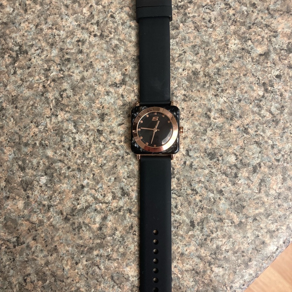 New 🌟 Black & Gold Marbled Sketchers Women’s Watch - Picture 3 of 6